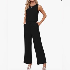 Chic Sarin Mathews Women’s Black Sleeveless Jumpsuit. NWT